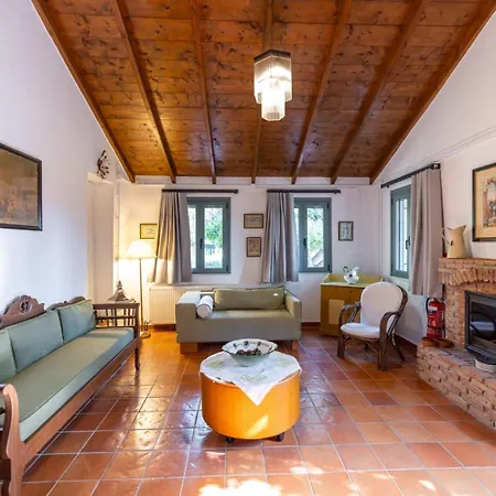 Mirafysee Farm Argoliko